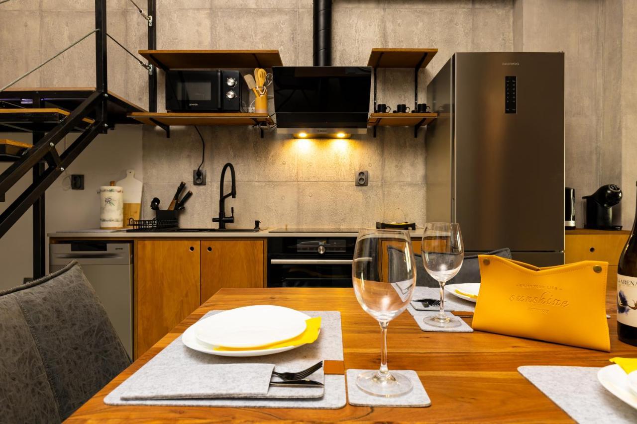 Apartament Industrial-style 2bd Loft With Parking Spot By Flat Mаnager *