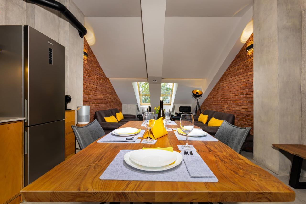 Industrial-style 2bd Loft With Parking Spot By Flat Mаnager *